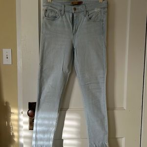 How’s light washed jeans size 28